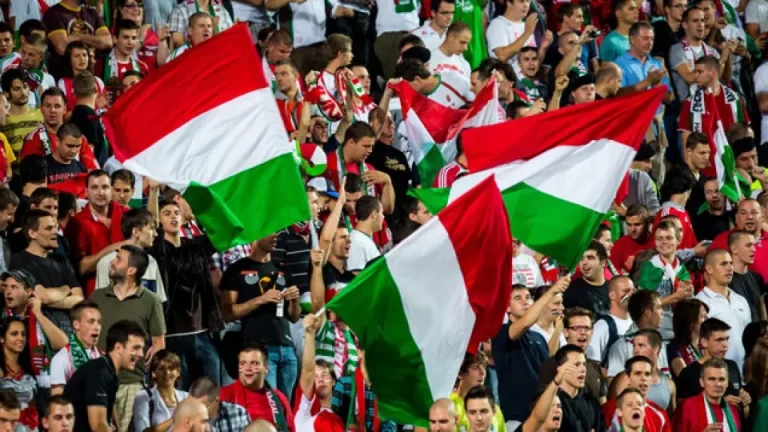 szurkolók